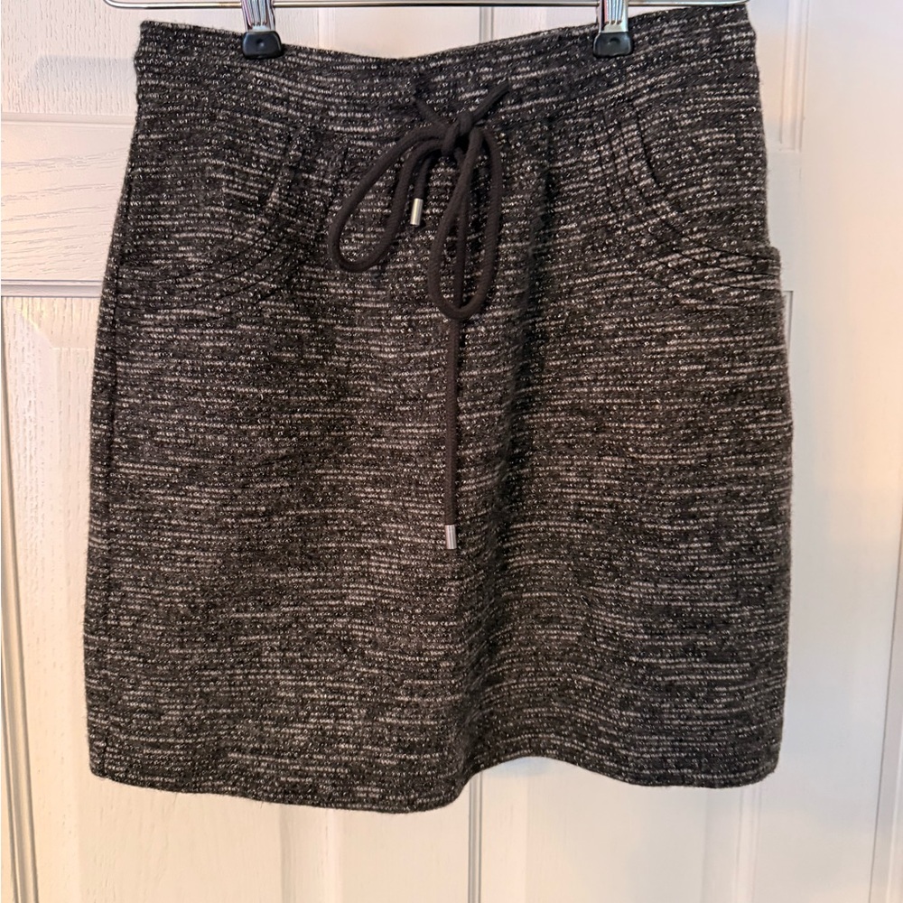 🎉BOGO LOFT Charcoal Tweed Mini Skirt - Size XXS